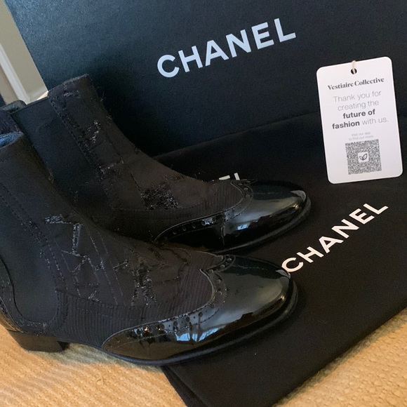 Authentic Chanel Tweed Booties. Short boots Black. Size 37.5. - Picture 2 of 13